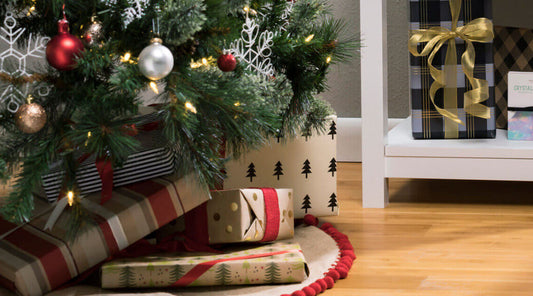 How to Make Your Fake Christmas Tree Smell Like the Real Thing